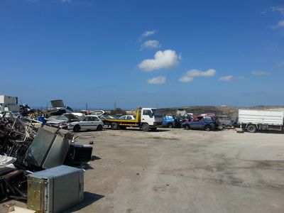 scrapyard breakers parts paphos 02